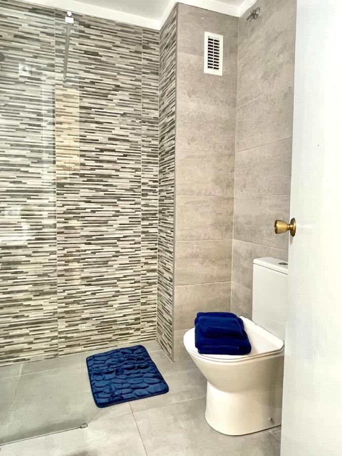 Apartbeach Novelty Climatizado Y Vistas Playa Салоу Екстериор снимка