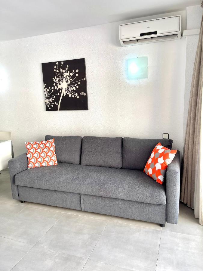 Apartbeach Novelty Climatizado Y Vistas Playa Салоу Екстериор снимка