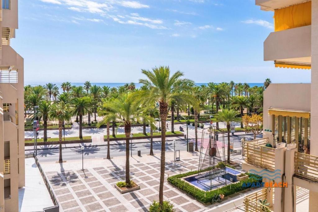 Apartbeach Novelty Climatizado Y Vistas Playa Салоу Екстериор снимка